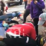 Impacto frontal de motos deja tres personas lesionadas en Estelí Escena de accidente de tránsito en Estelí