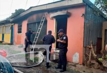 Mientras dormía su casa agarraba fuego: Relato de un incendio en Managua Incendio arrasa con enseres de una vivienda en Managua