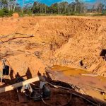 Alud sepultó a 12 de mujeres que buscaban oro en Indonesia