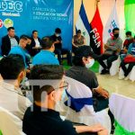 Foro virtual sobre reforzamiento del inglés técnico en Somoto