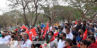 Conmemoración a los héroes y mártires de Veracruz, desde León