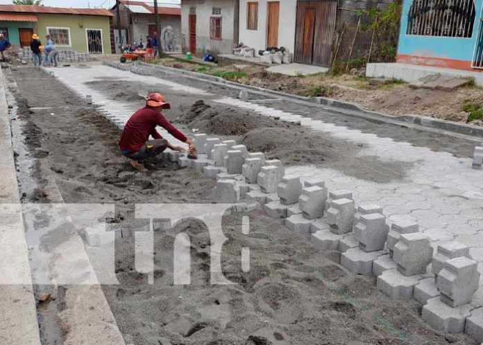 Obras de mejoramiento vial en calles de Matiguás, Matagalpa