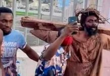 ¡Se lo llevó San Pedro! Joven murió durante la recreación de la crucifixión