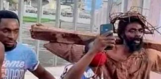 ¡Se lo llevó San Pedro! Joven murió durante la recreación de la crucifixión