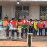 Estudiantes de colegio en Ometepe disfrutan del Tropical Fruits Festival Festival de frutas en colegio de Ometepe