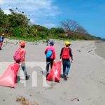 Playas limpias: Ejecutan jornada de limpieza en la Isla de Ometepe Limpieza de playas en la Isla de Ometepe