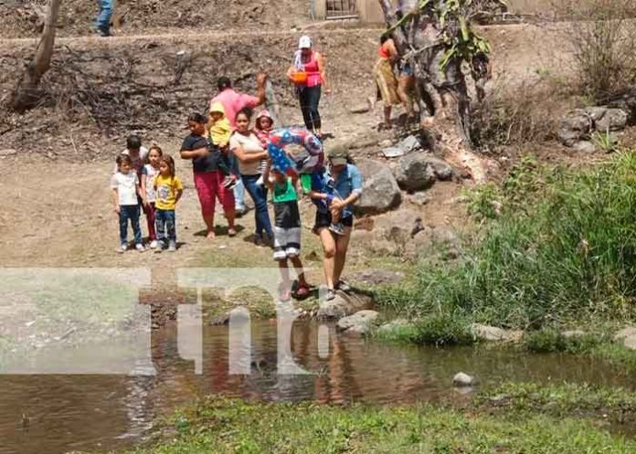 Familias disfrutan del verano en los destinos turísticos de Estelí