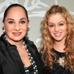 Susana Dosamantes en el hospital, lucha contra el cáncer de páncreas Susana Dosamantes en el hospital, lucha contra el cáncer de páncreas