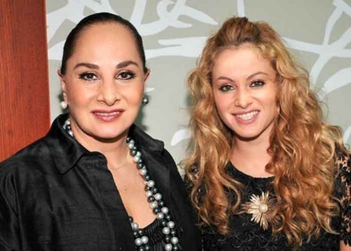 Susana Dosamantes en el hospital, lucha contra el cáncer de páncreas