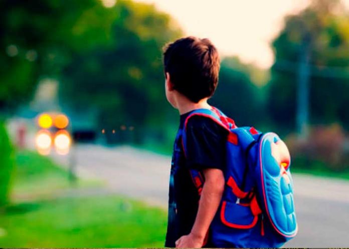 Argentina: Niño héroe pide ayuda evitando que su papá matara a su mamá