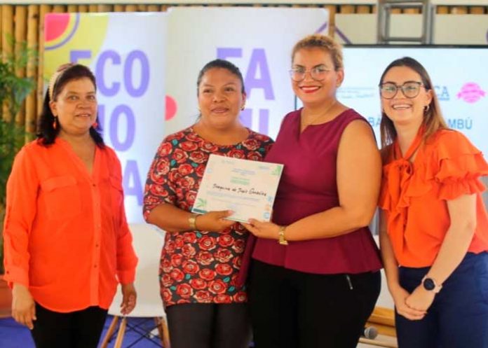 MEFCCA realiza Curso Básico de Bambú para promover la innovación