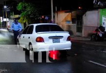 Mujer es atropellada por conductor imprudente en Managua Mujer es atropellada por conductor imprudente en Managua
