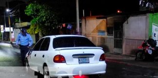 Mujer es atropellada por conductor imprudente en Managua