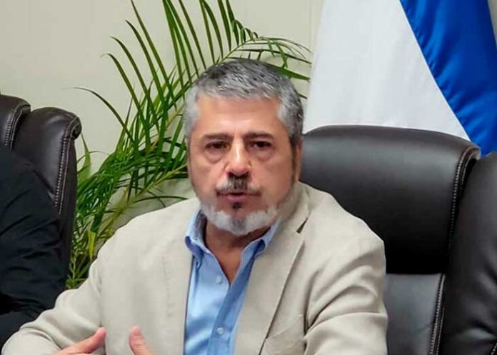 Fabrizio Casari periodista italiano