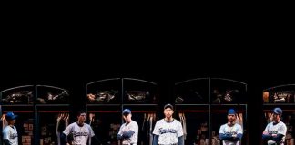 Rompe las reglas al grabar desnudo frontal en obra de Broadway