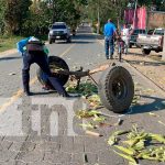 Jalapa: sobreviven al ser impactados por un vehículo Carretoneros sobreviven al ser impactados por un vehículo en Jalapa