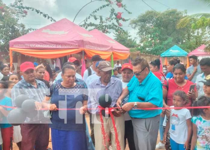 Inauguran 200 metros lineales de calle adoquina en Bilwi