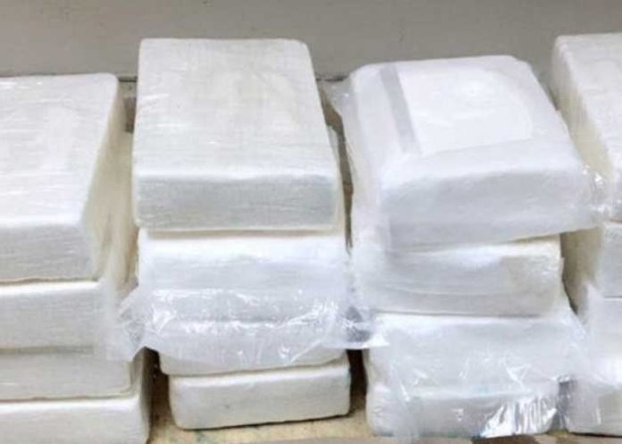 1 Ecuador: Decomisan 3 mil dosis de drogas en casa de la iglesia católica.