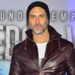 Condenan a 19 años de prisión a actor Ricardo Crespo por abusar a su hija.