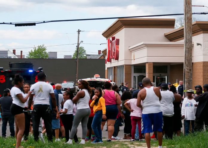 Tiroteo en Buffalo, Nueva York dejó al menos 10 muertos