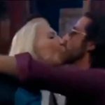 Laura Bozzo le da un beso a El Potro y bromea que será su ‘sugar mommy’.