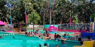 Familias de Nicaragua apaciguan el calor en Xilonem