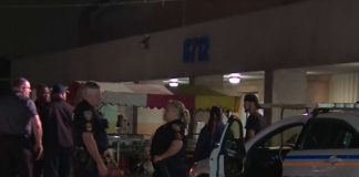 Dos muertos y tres heridos tras tiroteo en un mercado de pulgas en Houston