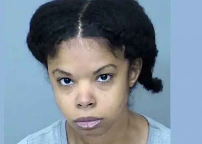 ¡El diablo era ella! Madre quema a su hijo por tener 'un demonio', Arizona