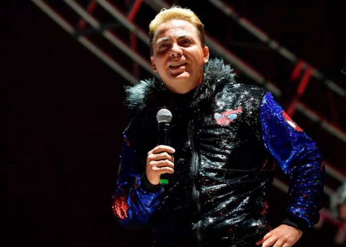 Cristian Castro sorprende con cambio de look y llueven las comparaciones