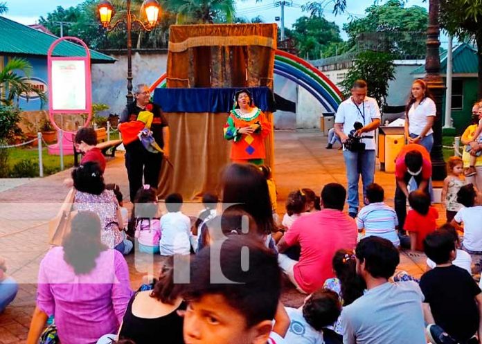 ALMA y Teatro de Títeres Guachipilín celebran 36 años de vida artística