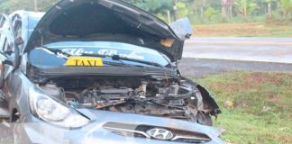 Vivos de milagro luego del vuelco de un taxi en Bluefields