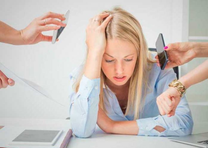 Trabajar más de 55 horas puede perjudicar tu salud