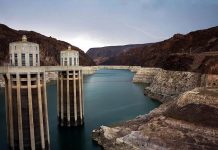 Extraño suceso: Hallan cuerpo dentro de un barril en un lago de EEUU