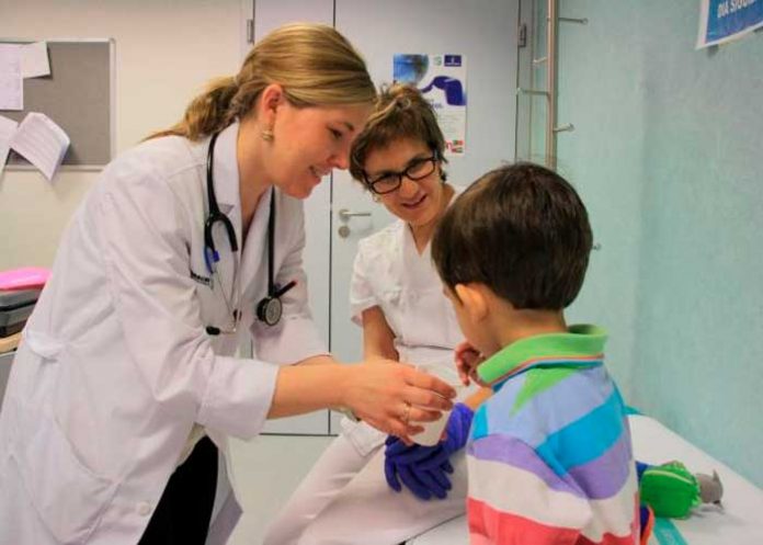 OMS informa un incremento en casos de hepatitis aguda infanti