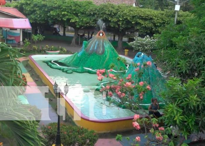 1 Altagracia inaugura la fuente más bella de la Isla de Ometepe
