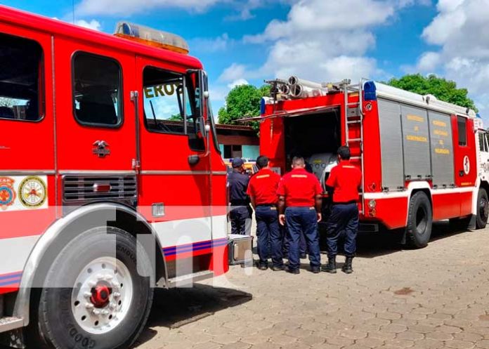 Nicaragua: Bomberos reciben capacitación sobre uso de vehículos de emergencia