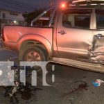 Imprudencia vial de un conductor provoca fuerte colisión en Managua Imprudencia vial de un conductor provoca fuerte colisión en Managua