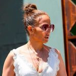 Sencillita la Jlo: Captan a Jennifer López comprando ropa de «paca» Captan a Jennifer López comprando ropa de "paca"