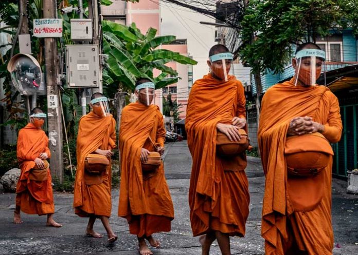 Tailandia cancela el uso de mascarillas por el deceso de Covid