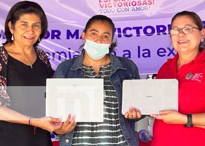 UNAN-Managua reconoce a la excelencia académica en Nueva Segovia