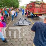 Motorizado pierde la vida al impactar contra un camión en Boaco Motorizado pierde la vida al impactar contra un camión en Boaco