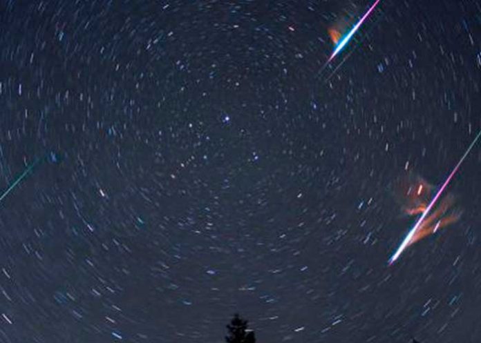 ¡Estamos en peligro! Lluvia de meteoritos podría golpear la Tierra