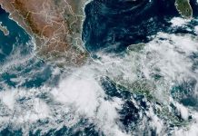 Ciclón Agatha pierde fuerza y se depone a tormenta tropical en México Ciclón Agatha pierde fuerza y se depone a tormenta tropical en México