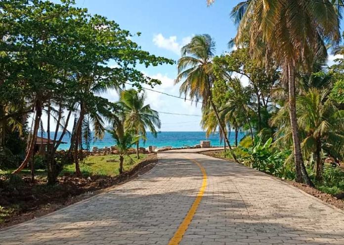 3 Corn Island estrenará nueva carretera adoquinada