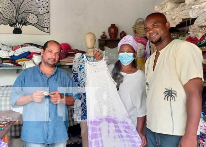 El Armario de Victoria creciendo e Innovando en Masaya, Nicaragua