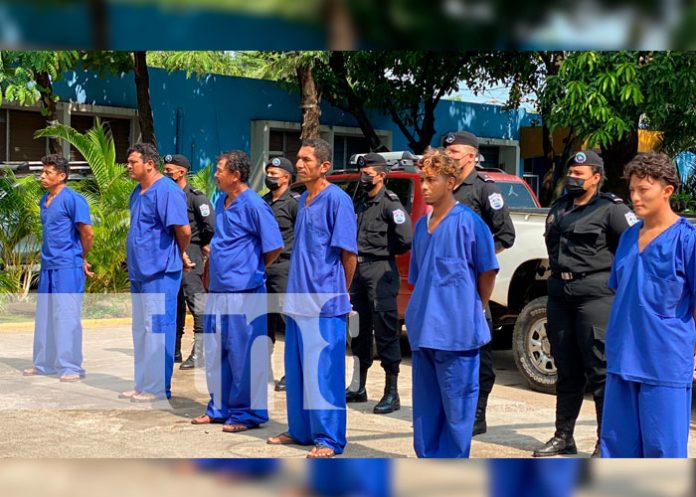 Policía de Chinandega captura a 13 sujetos