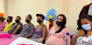 Celebran a madres de mercados populares de Managua