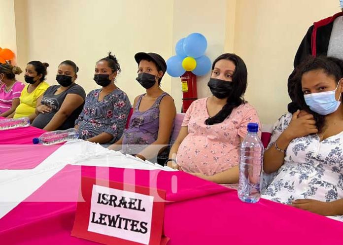 Celebran a madres de mercados populares de Managua