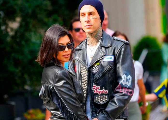 ENTRETE1 ¡Sorpresa! Kourtney Kardashian y Travis Barker se casaron
