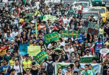 Manifestantes en Ecuador demandan la legalización de la marihuana